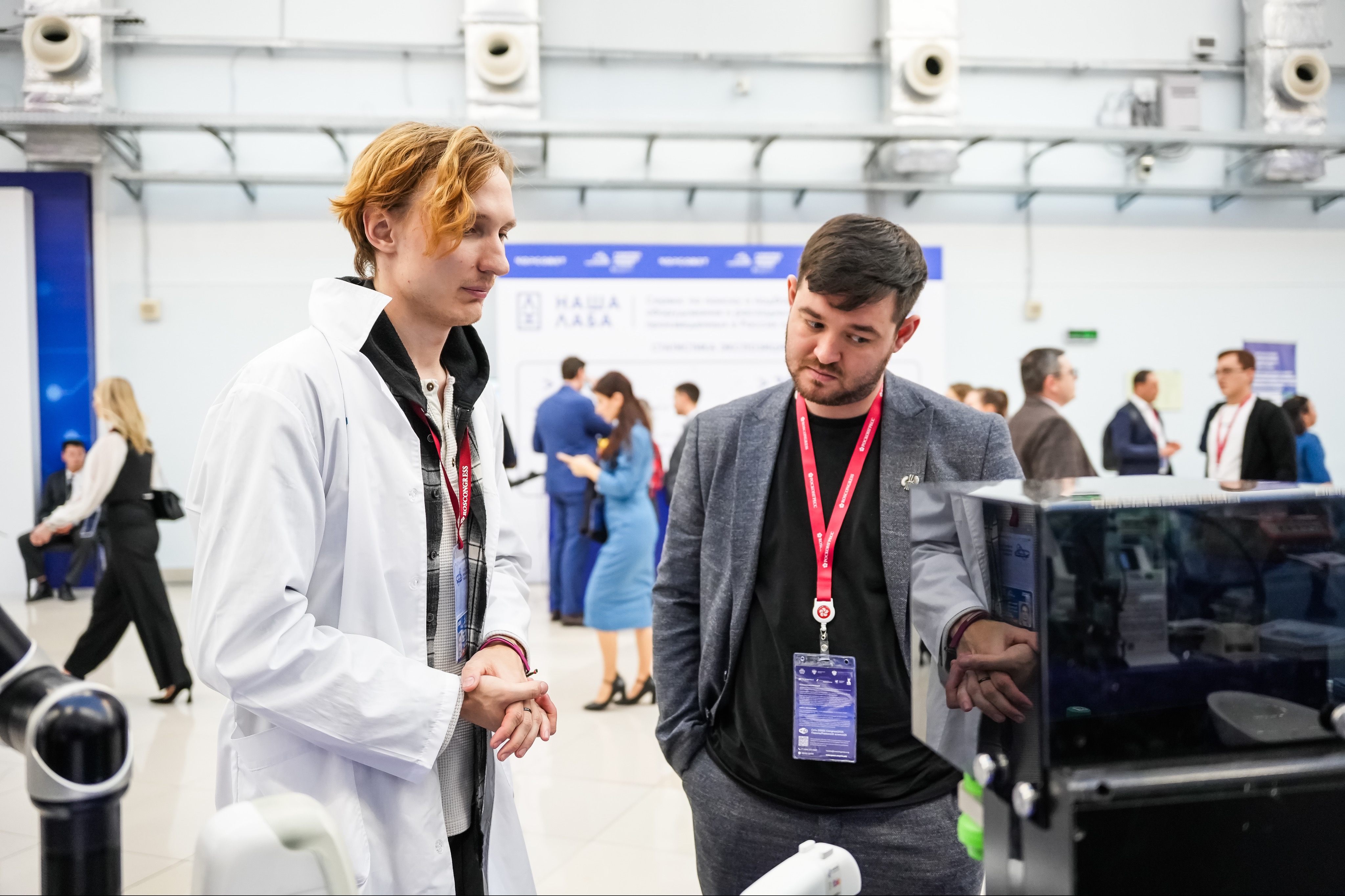 От первого лица на стенде НАШЕЙ ЛАБЫ: Максим Луговой, инженер лаборатории тканевой инженерии и регенеративной медицины НИТУ МИСИС 