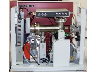 Малогабаритный газовый масс-спектрометр ЭМГ-30-1