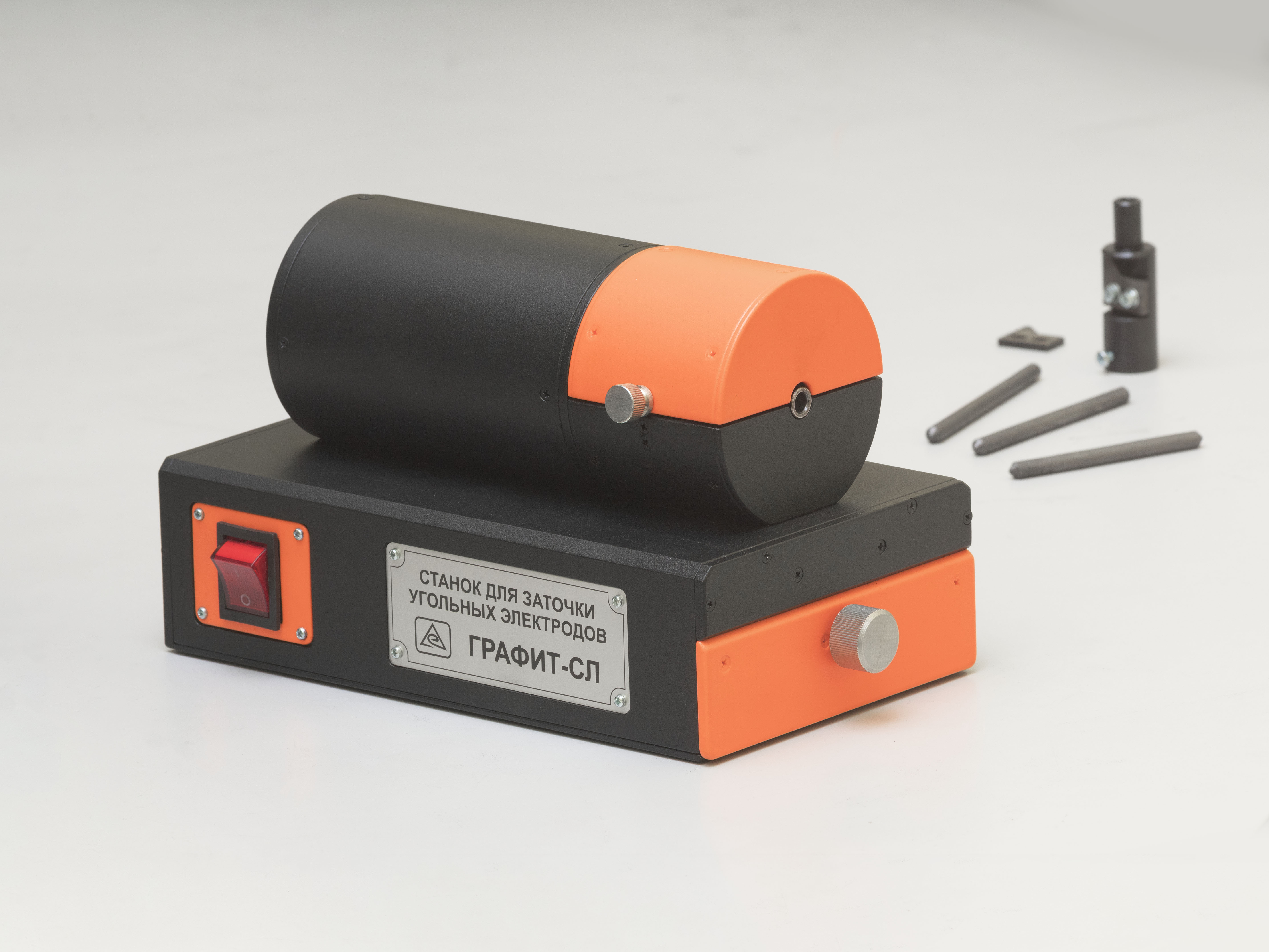 Machine à aiguiser les électrodes de charbon «graphite SL»
