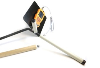 Wireless set for measuring the temperature of ferrous metal melts with logging function