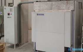 Resistance chamber high-temperature electric furnace with a pull-out hearth SNOT 8.16.6/16